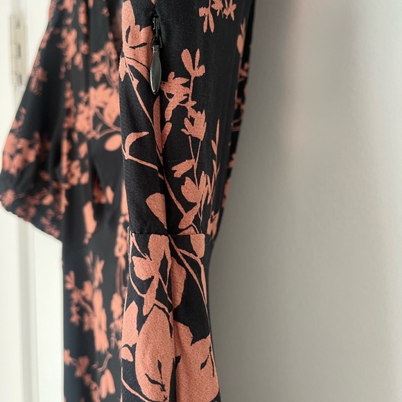 Women's Crepe Puff Short Sleeve Midi Dress - A New Day TM Black/Brown Floral - Picture 6 of 8